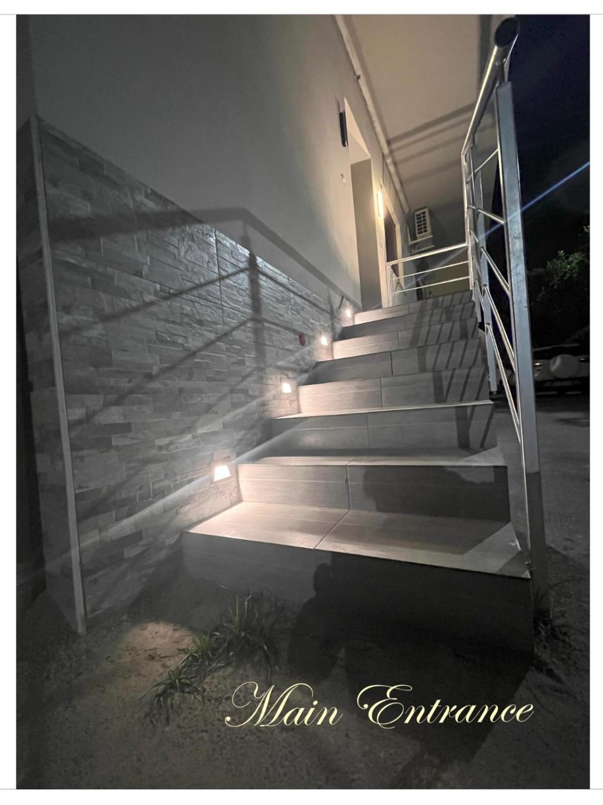 Tropical Inn Airport Reggio Calabria Exterior foto